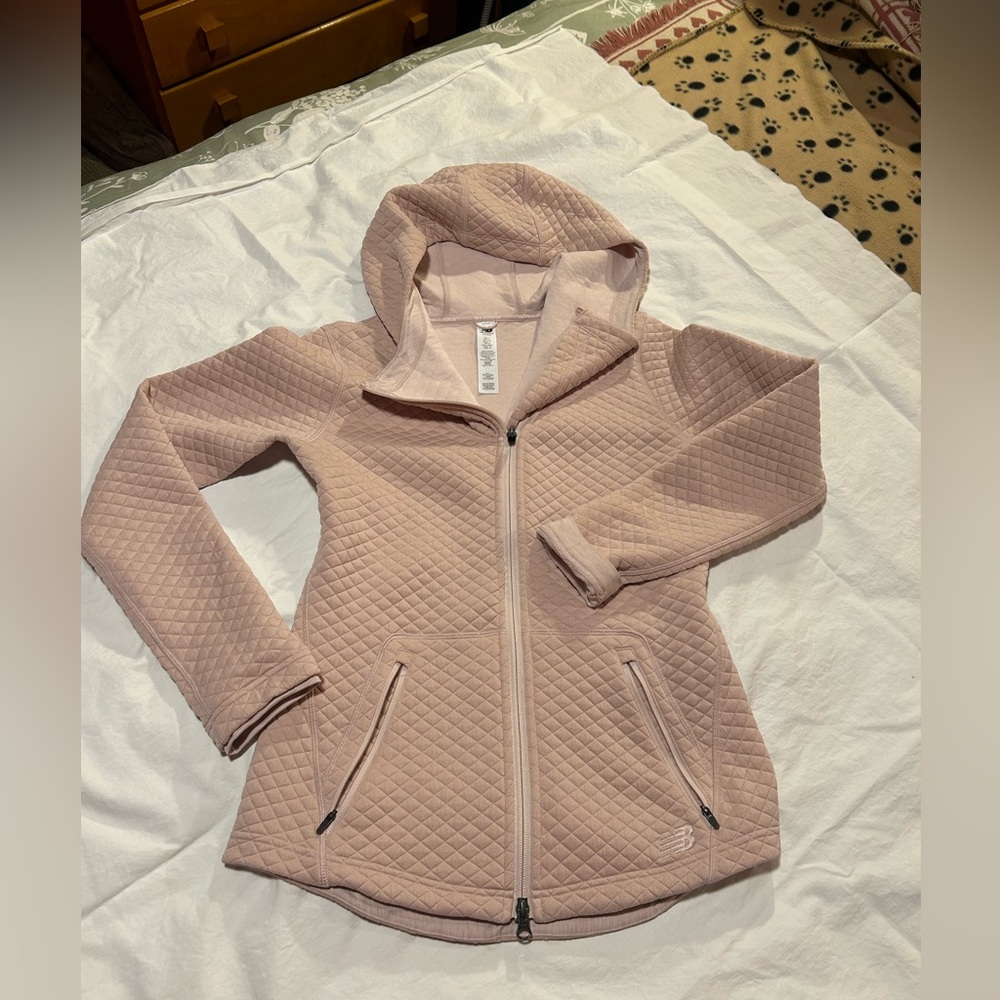 New Balance champagne pink zip hoodie. Size Small. EUC